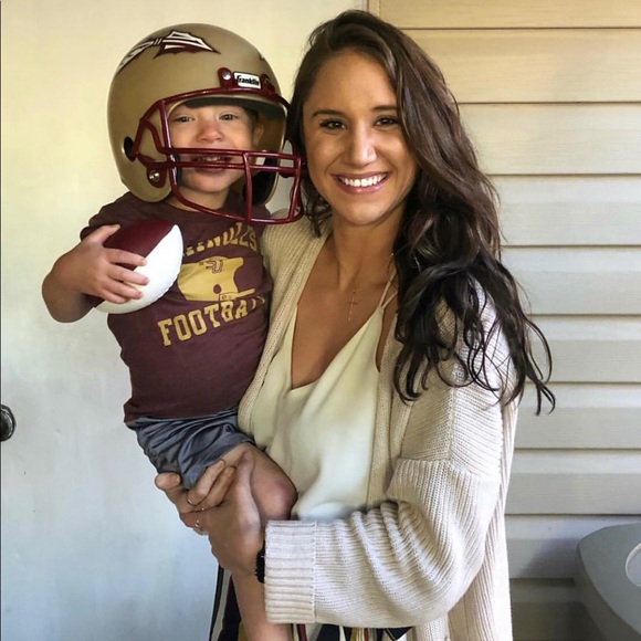 Meet your Posher, Sharon - Picture 1 of 8